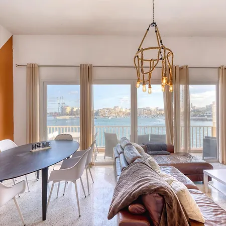 Wake Up Beside The Sea,peaceful In By 360 Estates Birżebbuġa