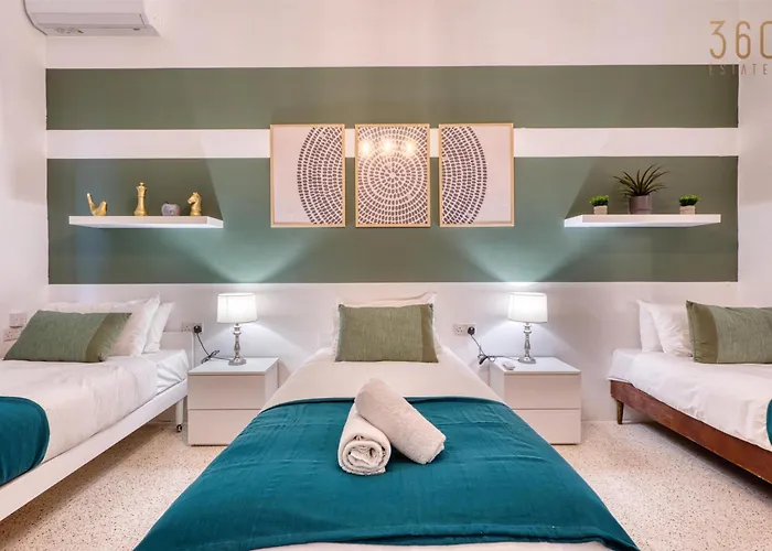 Wake Up Beside The Sea,peaceful In By 360 Estates Birżebbuġa