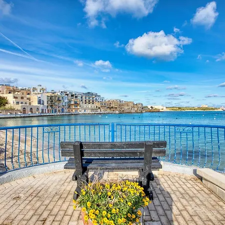 Wake Up Beside The Sea,peaceful In By 360 Estates Birżebbuġa
